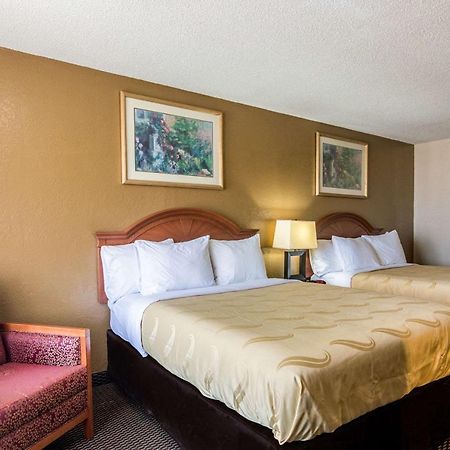 Quality Inn Shawnee I-40 Zewnętrze zdjęcie
